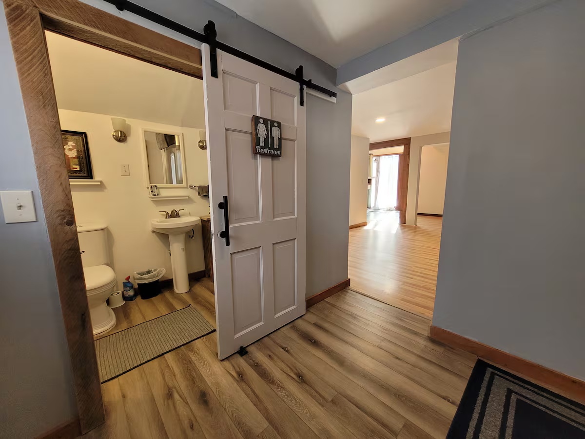 Bathrooms 3