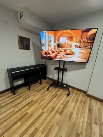 Living rooms 6